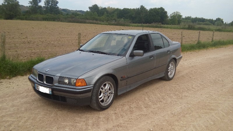 BMW 325 TDS grise anthracite. : BMW série 3 (E36)