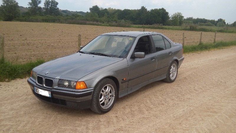 BMW 325 TDS grise anthracite. : BMW série 3 (E36)