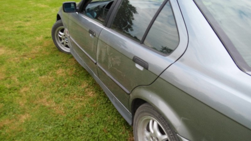 BMW 325 TDS grise anthracite. : BMW série 3 (E36)