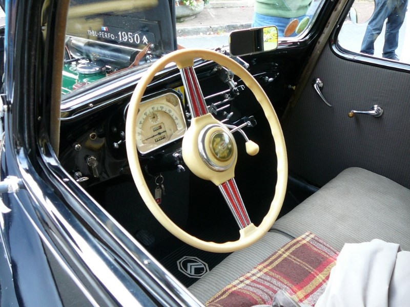 Renault Frégate 1955 oldtimer'z - Page 2 Domdej_o_190m0hf7pfi519mv1msr12qmm4c13