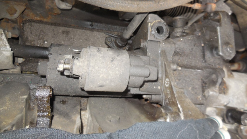 [Réglé] Problème démarreur qui tourne dans le vide. 205